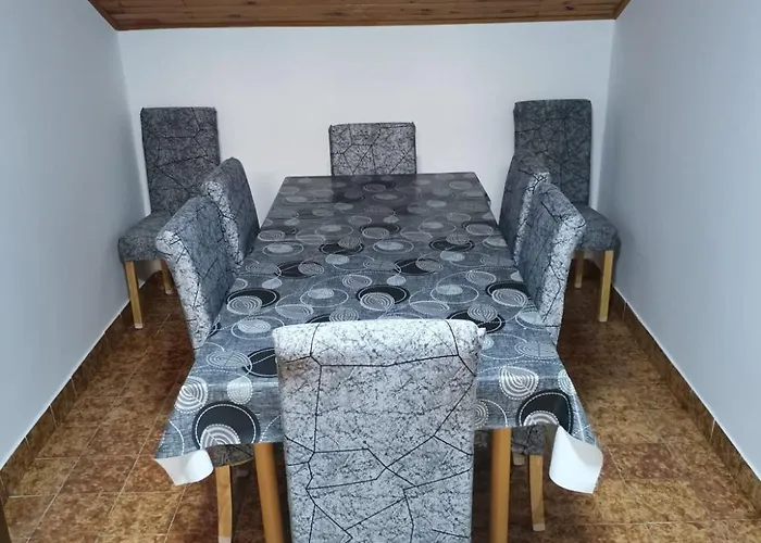 Vanja מאלי לוסיניי